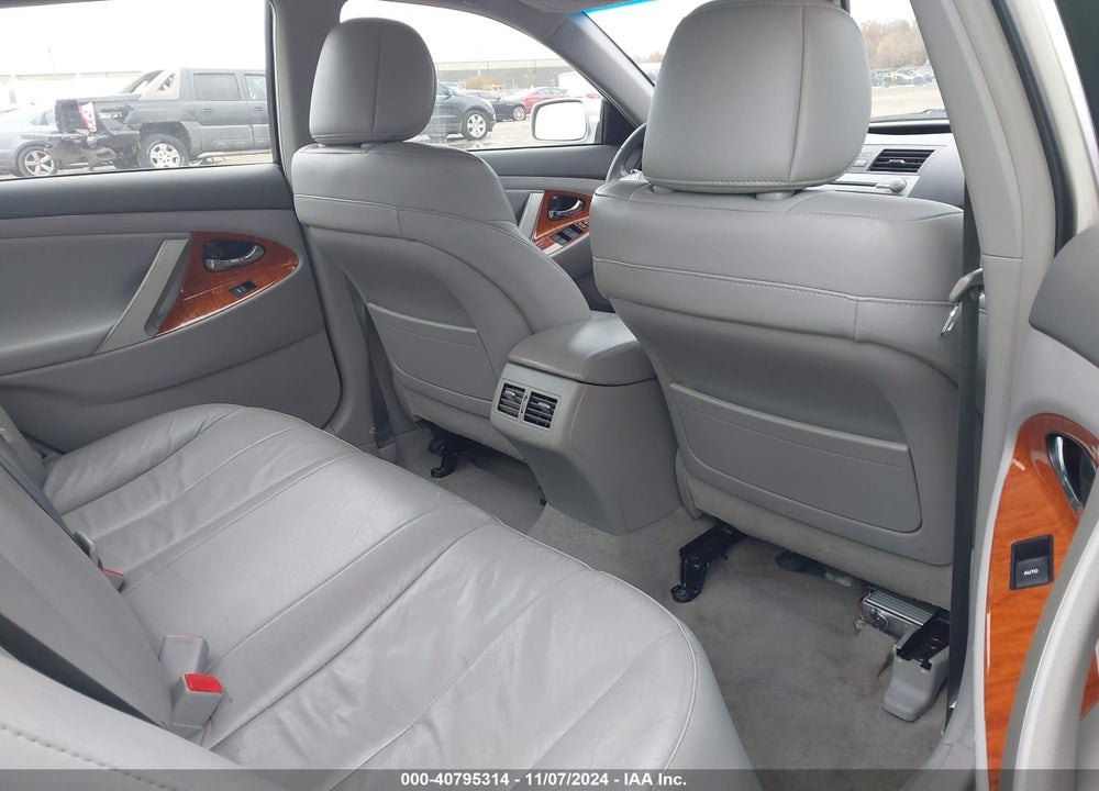 2011 TOYOTA CAMRY XLE V6 VIN: 4T1BK3EK7BU613187
