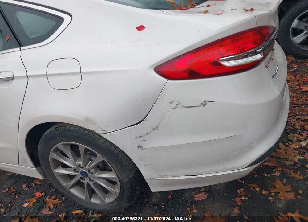 2017 FORD FUSION SE VIN: 3FA6P0HDXHR326841