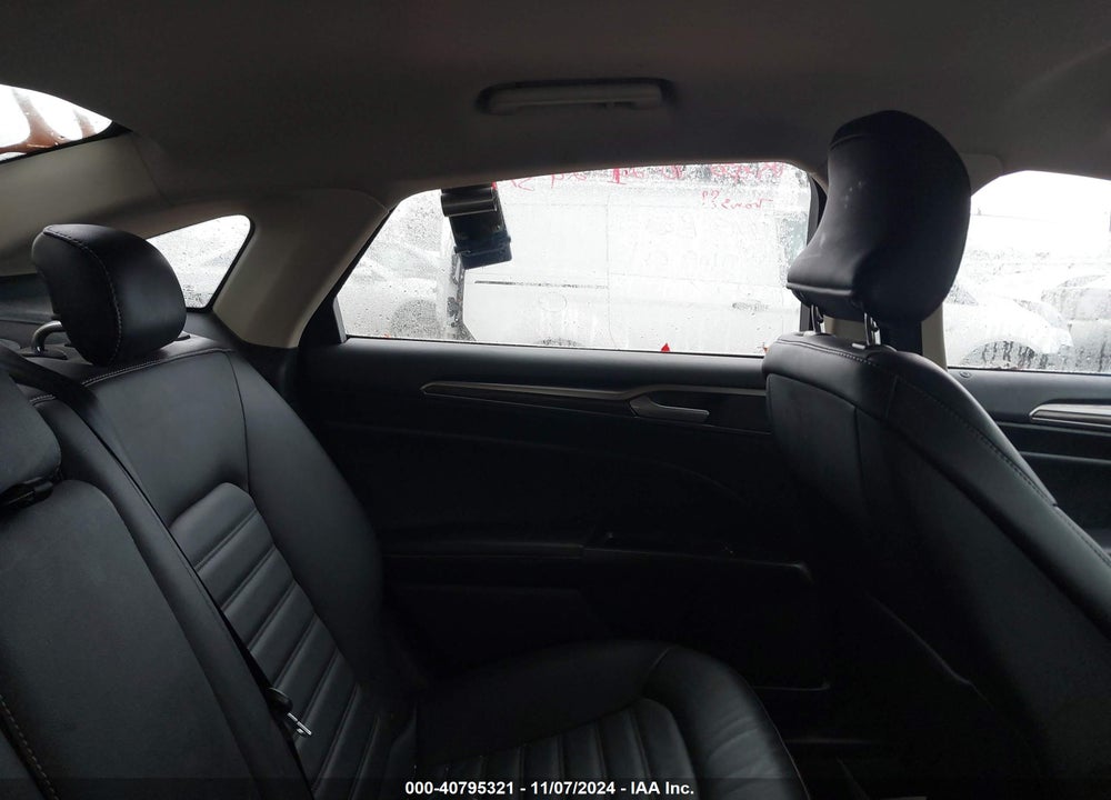 2017 FORD FUSION SE VIN: 3FA6P0HDXHR326841