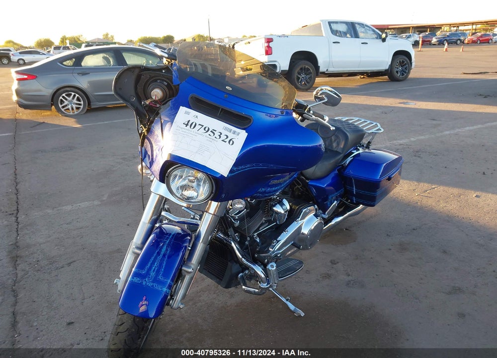 2019 HARLEY-DAVIDSON FLHX VIN: 1HD1KBC13KB614139
