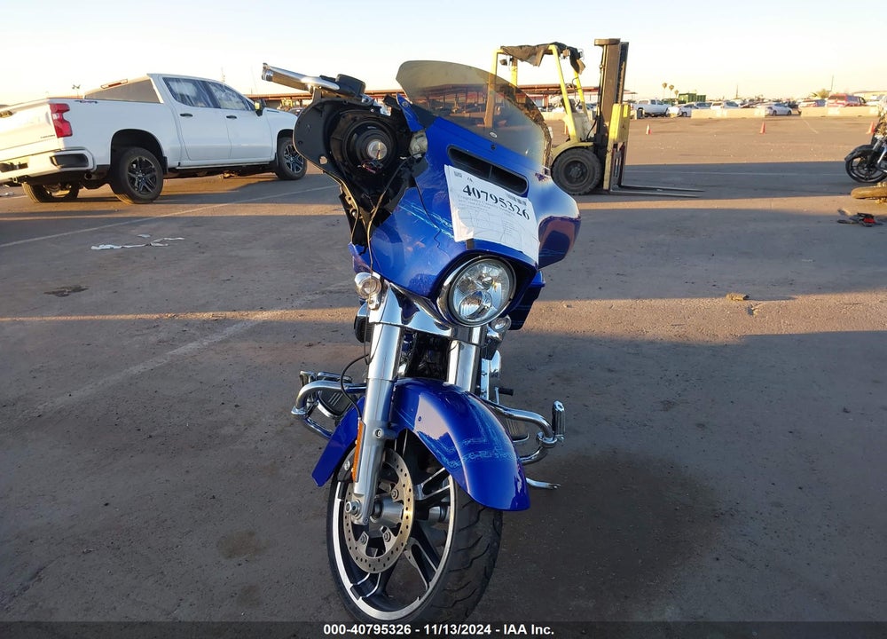 2019 HARLEY-DAVIDSON FLHX VIN: 1HD1KBC13KB614139