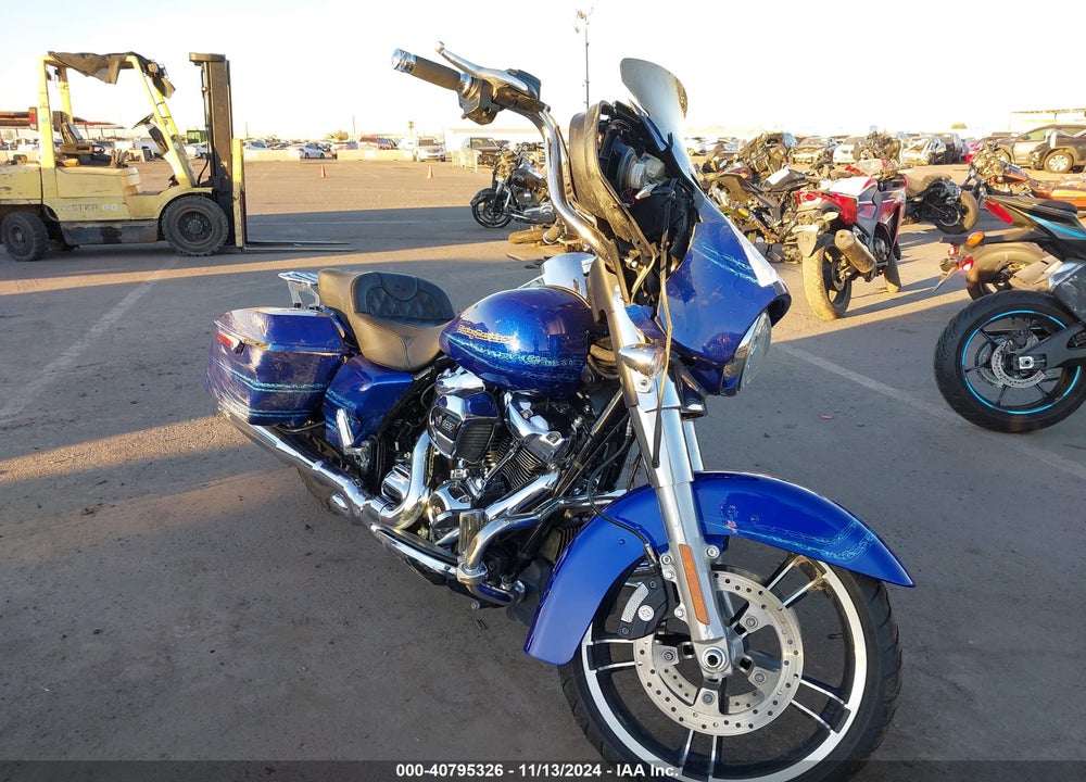 2019 HARLEY-DAVIDSON FLHX VIN: 1HD1KBC13KB614139