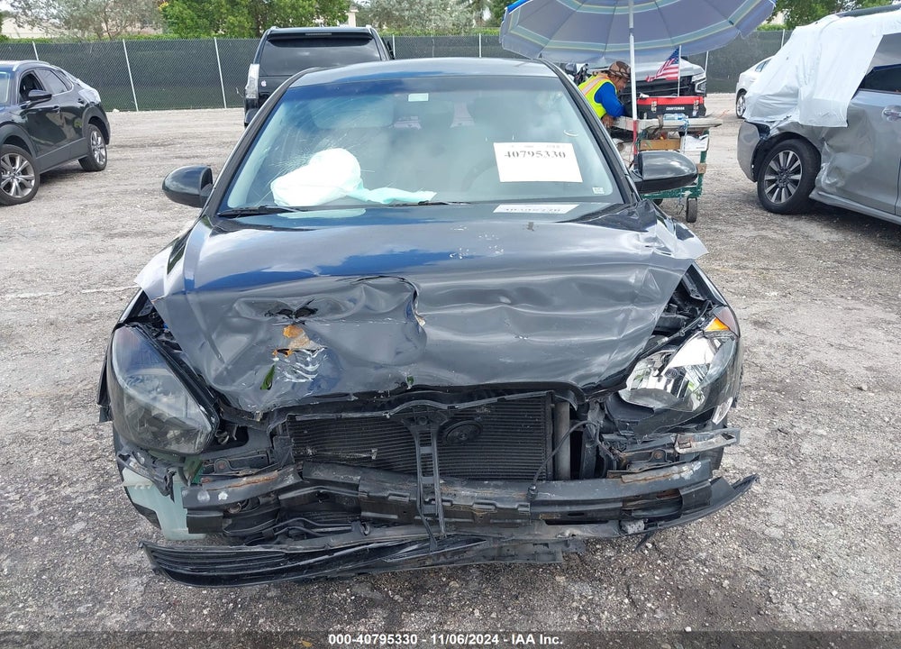 2008 HYUNDAI ACCENT GLS VIN: KMHCN46C08U166106