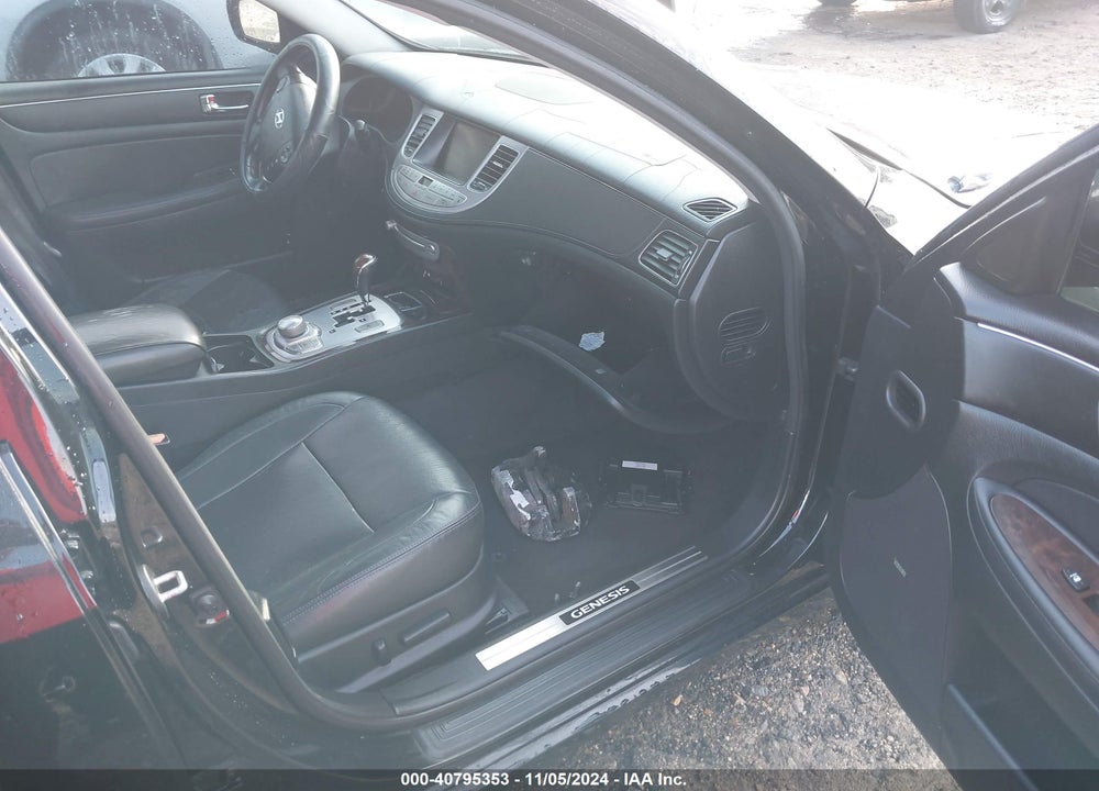2010 HYUNDAI GENESIS 4.6 VIN: KMHGC4DF0AU096391