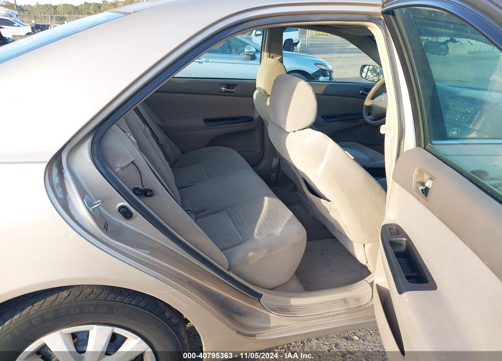 2005 TOYOTA CAMRY LE VIN: 4T1BE30K15U536044