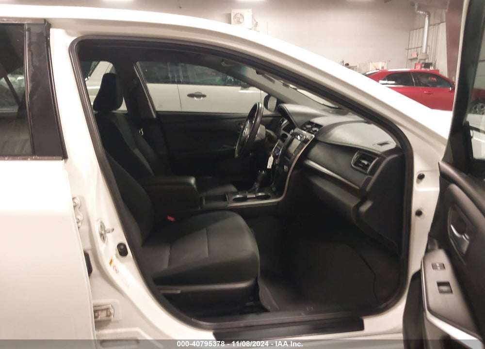 2015 TOYOTA CAMRY LE VIN: 4T4BF1FK2FR498887