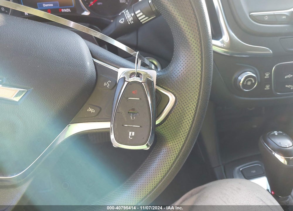 2019 CHEVROLET EQUINOX LT VIN: 2GNAXLEX5K6136164