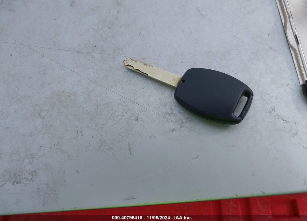 2005 HONDA ACCORD 2.4 LX VIN: 1HGCM56455A116824