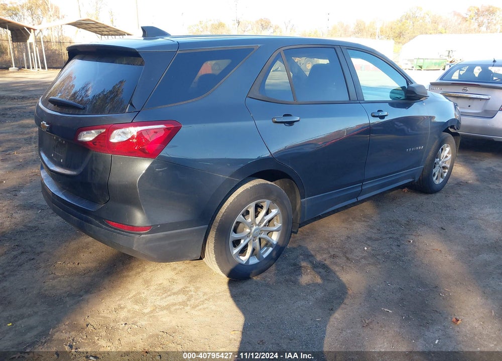 2021 CHEVROLET EQUINOX FWD LS VIN: 2GNAXHEV1M6117271