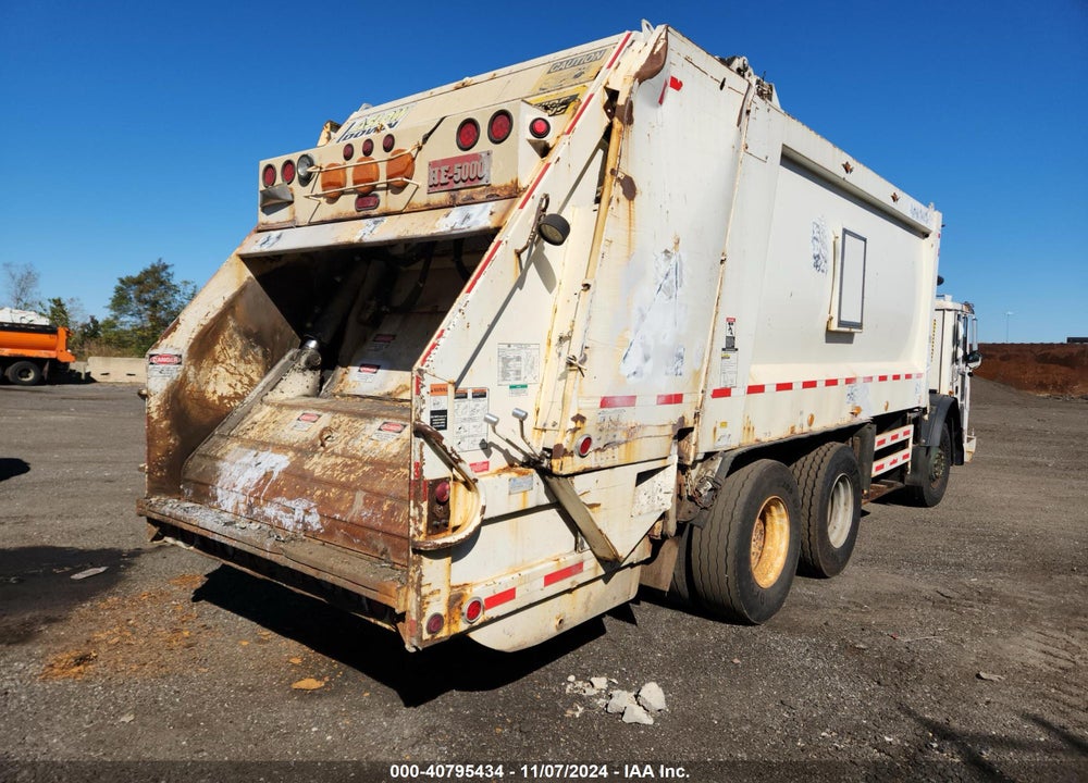 2013 MACK 600 LEU600 VIN: 1M2AU02C1DM007789