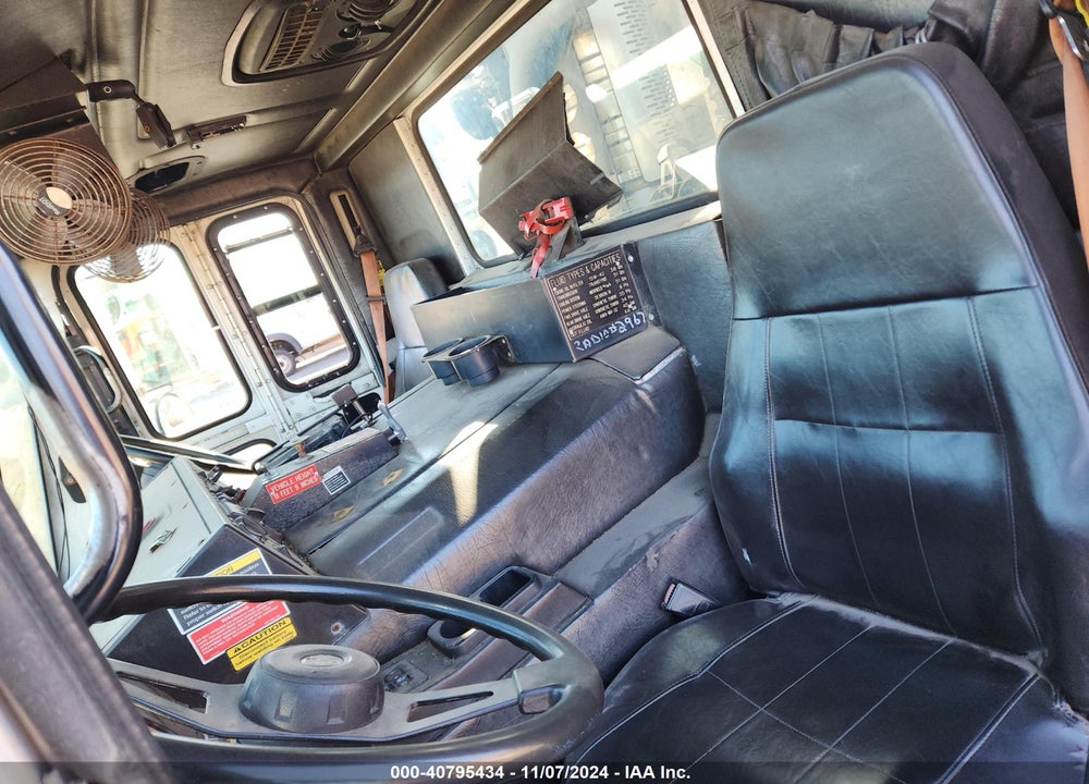 2013 MACK 600 LEU600 VIN: 1M2AU02C1DM007789