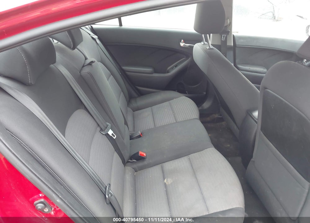 2015 KIA FORTE LX VIN: KNAFX4A67F5333546