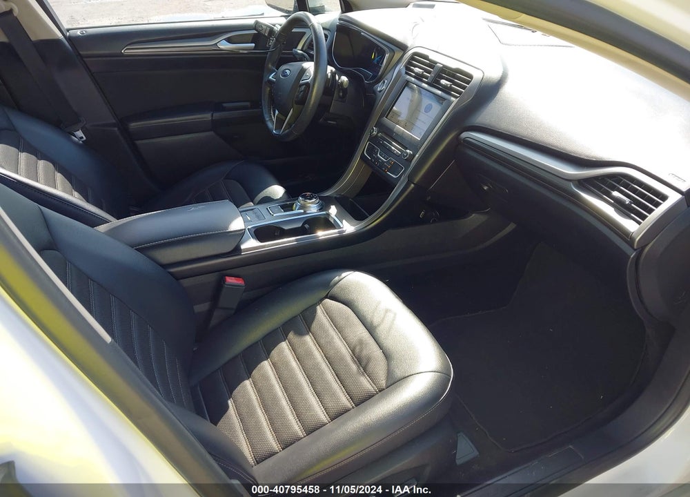 2017 FORD FUSION SE VIN: 3FA6P0HD3HR269785