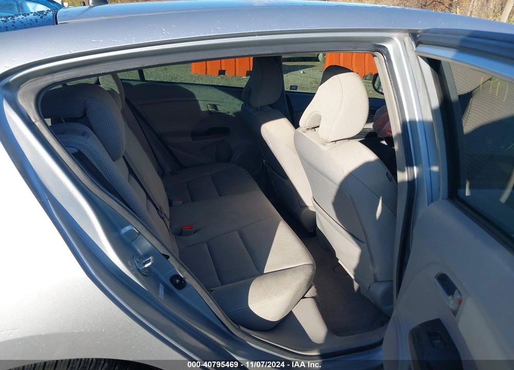 2011 HONDA INSIGHT EX VIN: JHMZE2H77BS011864