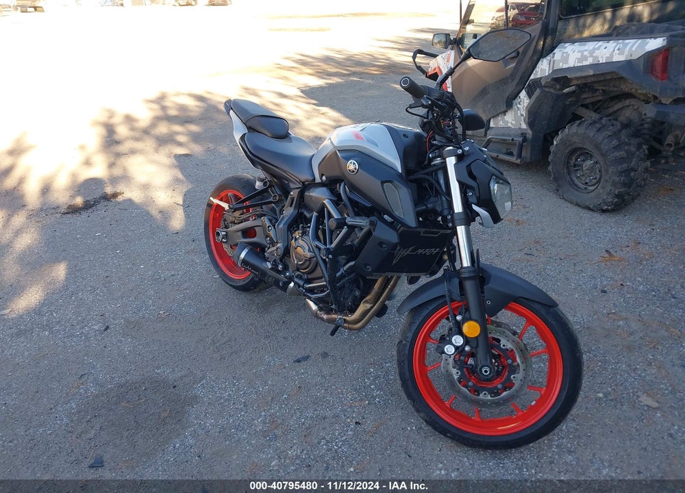 2020 YAMAHA MT07 VIN: JYARM27E0LA007324
