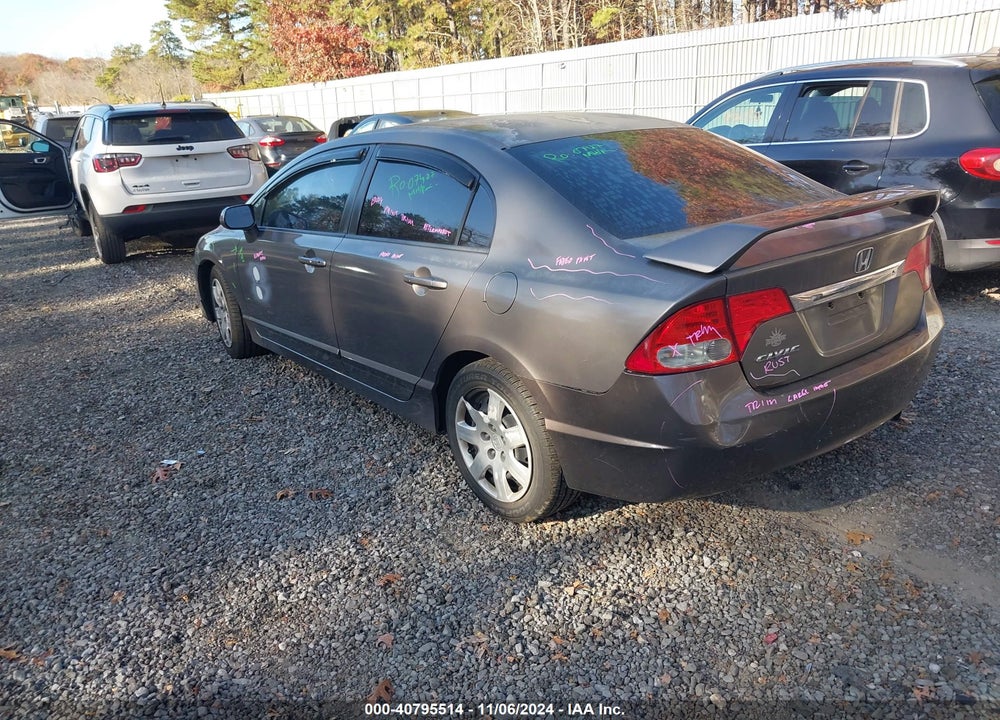 2010 HONDA CIVIC LX VIN: 2HGFA1F5XAH555228
