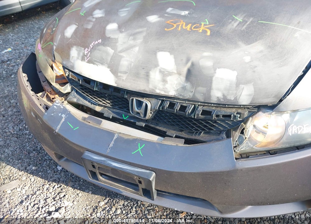 2010 HONDA CIVIC LX VIN: 2HGFA1F5XAH555228