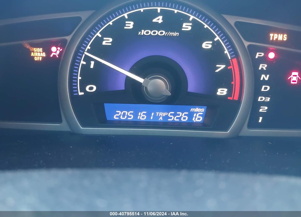 2010 HONDA CIVIC LX VIN: 2HGFA1F5XAH555228
