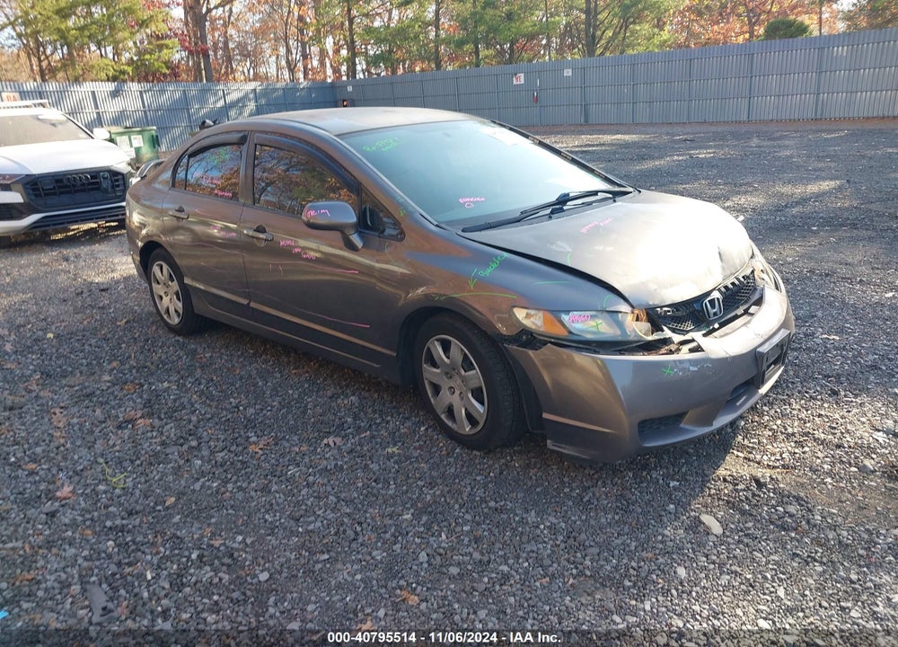 2010 HONDA CIVIC LX VIN: 2HGFA1F5XAH555228