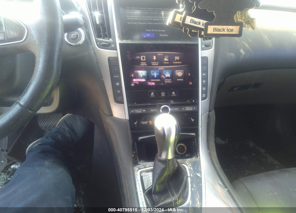 2017 INFINITI Q50 3.0T PREMIUM VIN: JN1EV7AP8HM732265