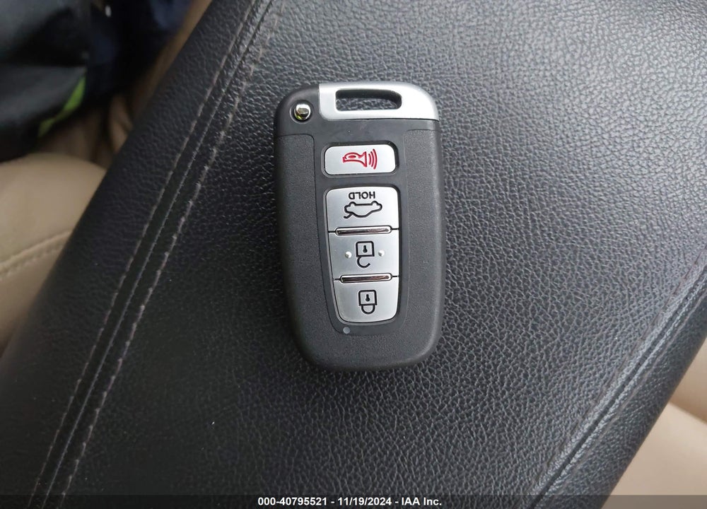 2013 HYUNDAI SONATA HYBRID LIMITED VIN: KMHEC4A41DA072861