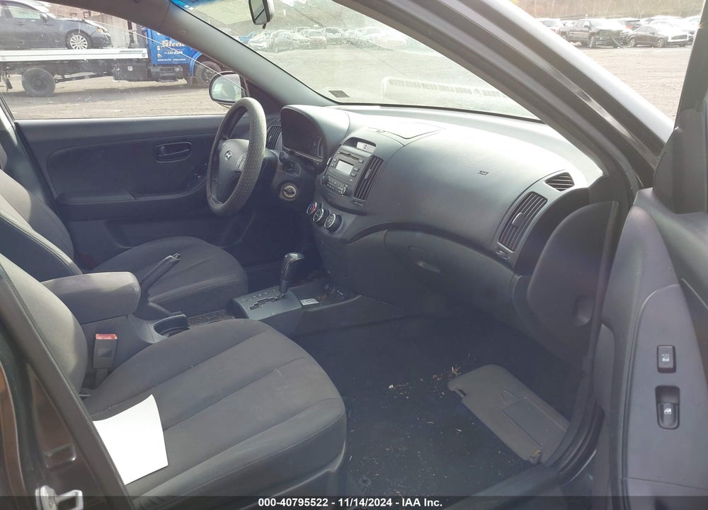 2009 HYUNDAI ELANTRA SE VIN: KMHDU46D19U657091