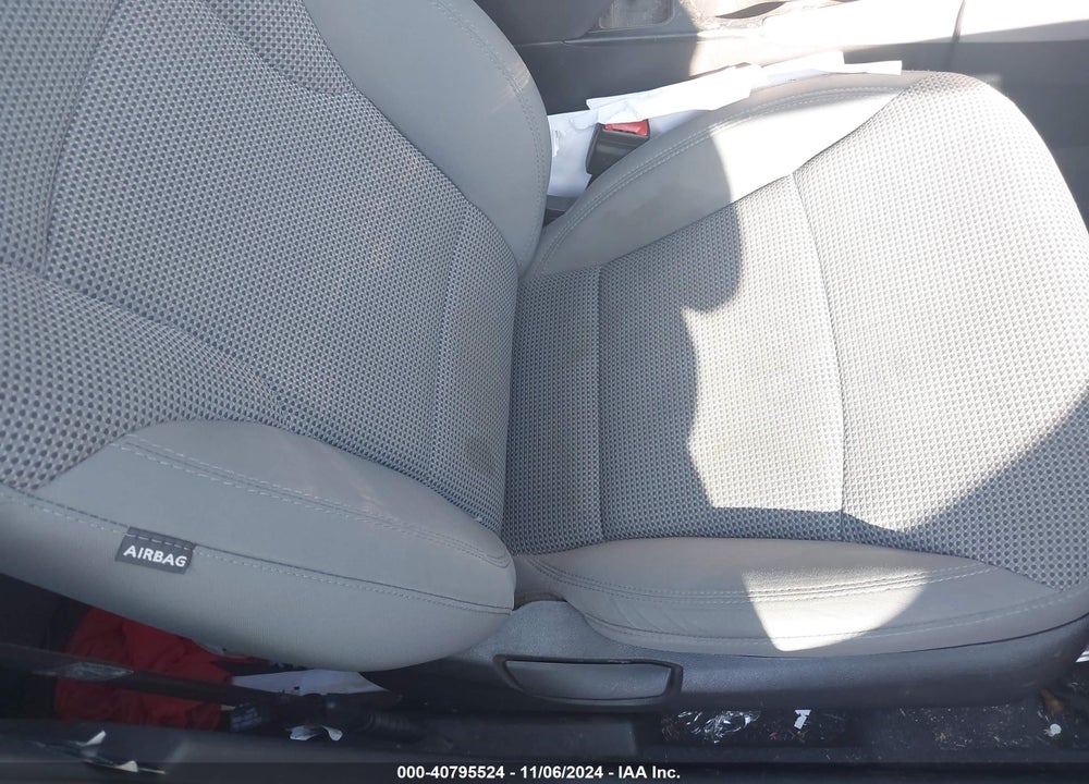 2013 HYUNDAI SONATA GLS VIN: 5NPEB4AC3DH649204
