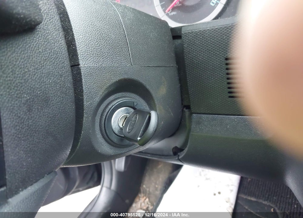 2011 FORD ESCAPE LIMITED VIN: 1FMCU0EG9BKA53161