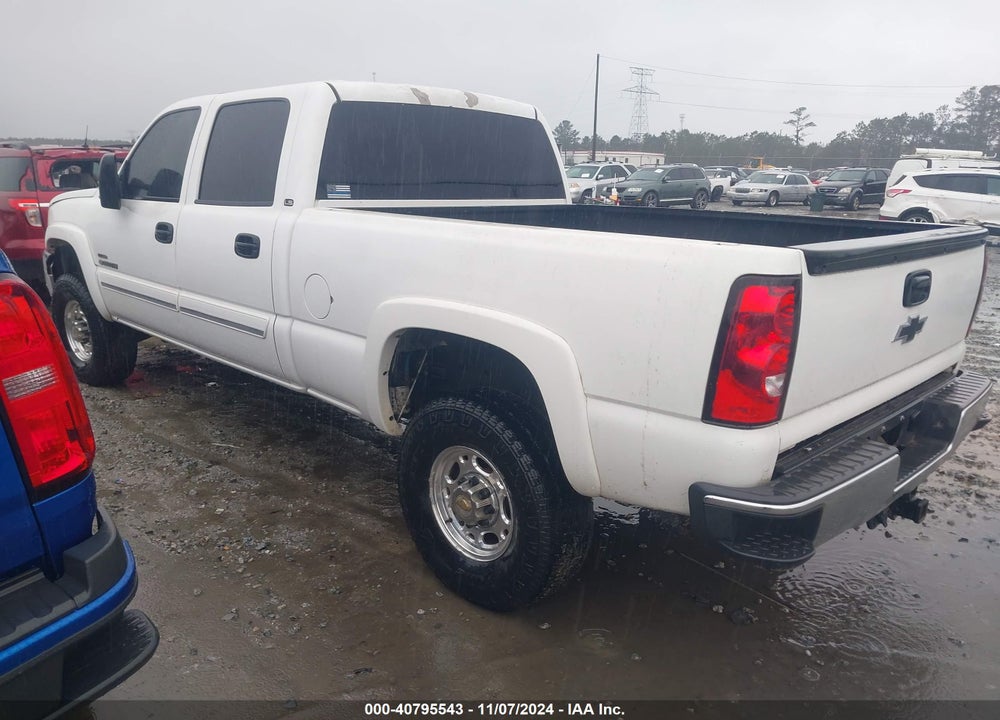 2005 CHEVROLET SILVERADO 2500HD LS VIN: 1GCHK23275F899966