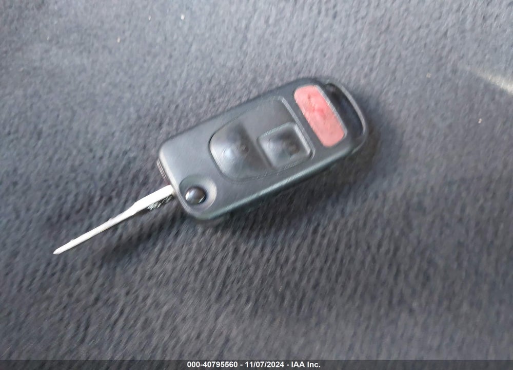 2003 MERCEDES-BENZ SLK 320 VIN: WDBKK65F63F275794