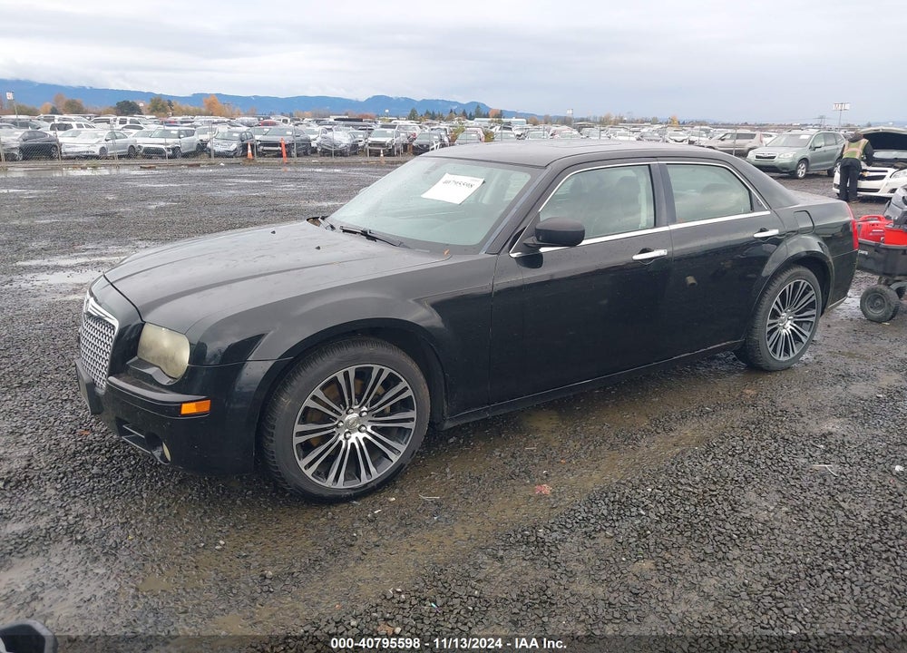 2010 CHRYSLER 300C V8 VIN: 2C3CA9CT8AH270681