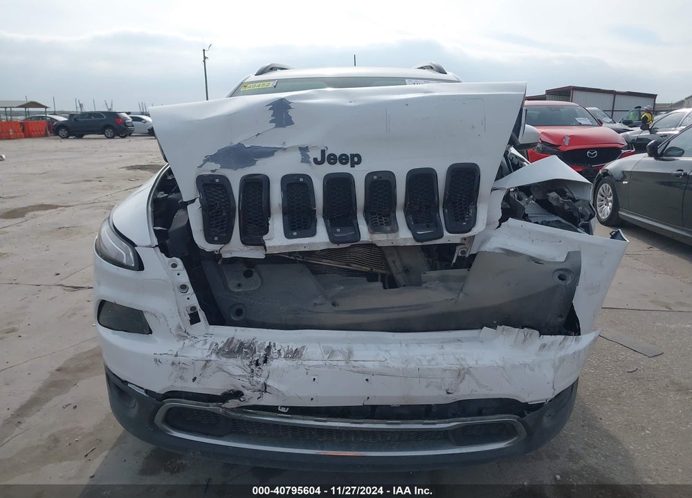 2017 JEEP CHEROKEE HIGH ALTITUDE FWD VIN: 1C4PJLDS8HW561628