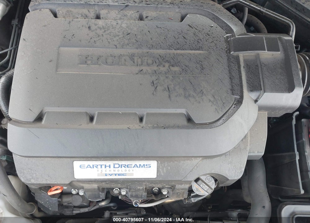 2016 HONDA ACCORD EX-L V-6 VIN: 1HGCR3F88GA029348