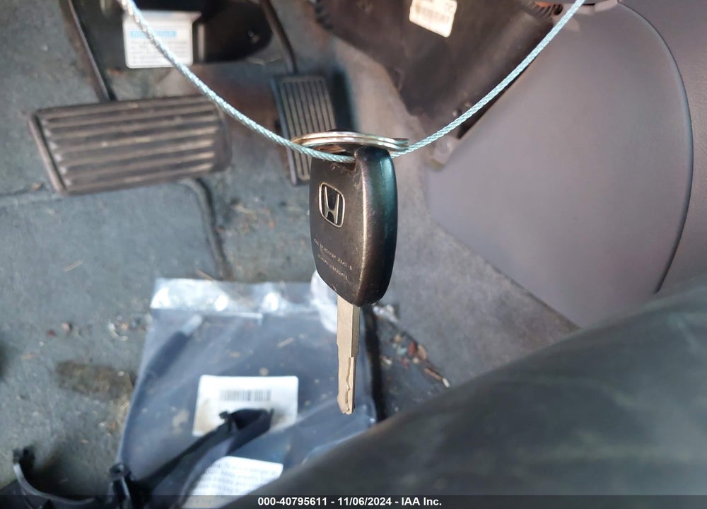 2005 HONDA ACCORD 3.0 EX VIN: 1HGCM66565A038956