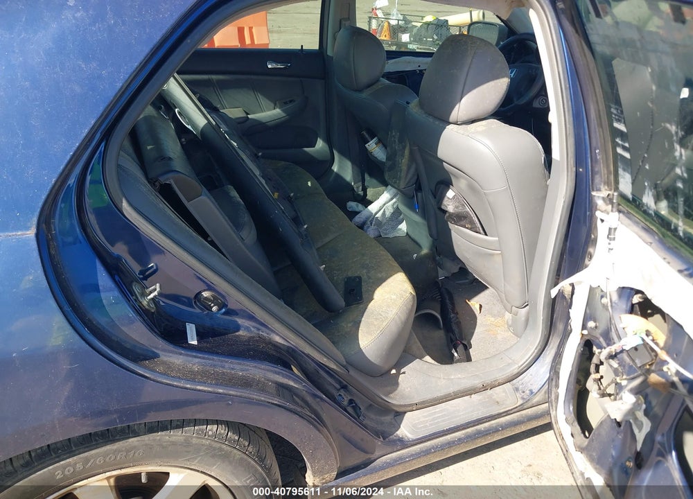 2005 HONDA ACCORD 3.0 EX VIN: 1HGCM66565A038956
