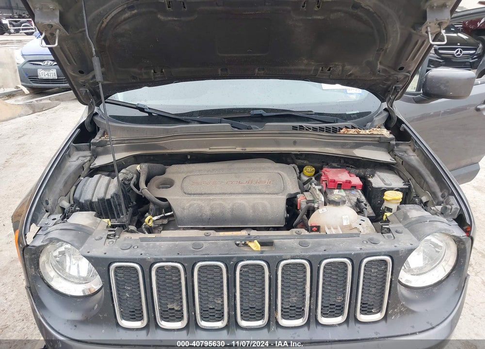 2018 JEEP RENEGADE LATITUDE FWD VIN: ZACCJABB1JPJ60136