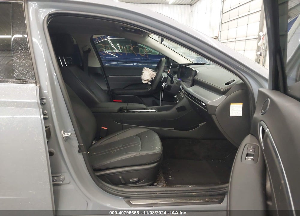 2024 HYUNDAI SONATA VIN: KMHL54JJ9RA101179