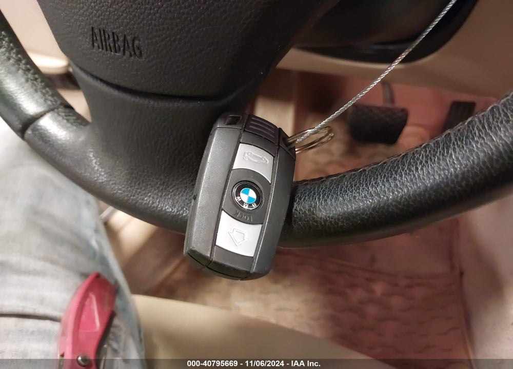 2010 BMW 3 SERIES 328I XDRIVE VIN: WBAPK5C53AA652505