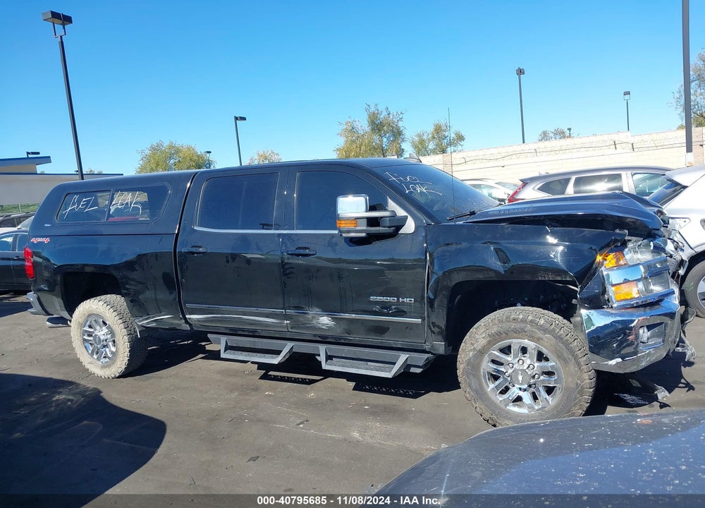 2017 CHEVROLET SILVERADO 2500HD LTZ VIN: 1GC1KWEY3HF135028
