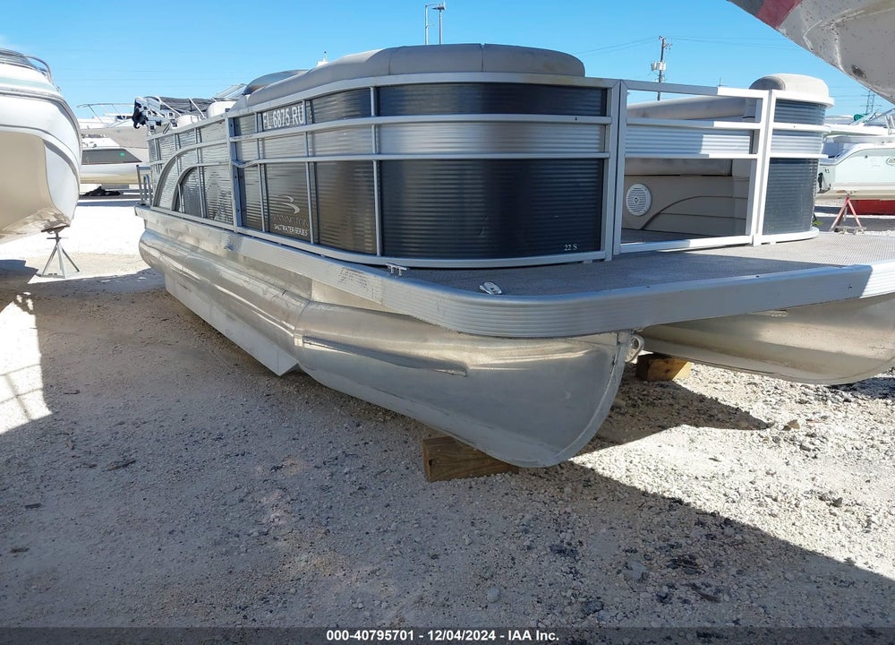 2019 BENNINGTON BOAT VIN: ETWG8859A919