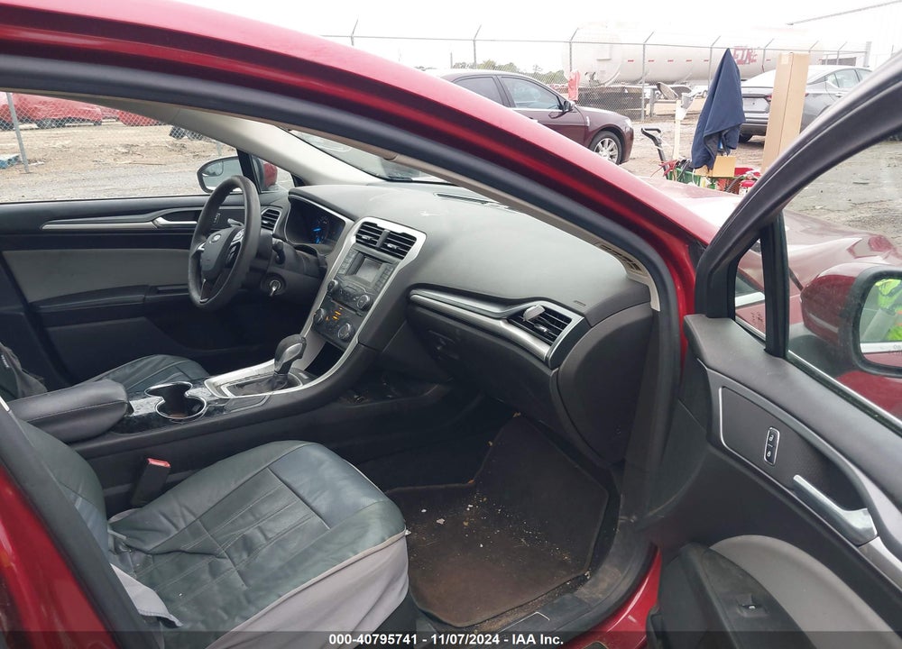 2015 FORD FUSION S VIN: 3FA6P0G77FR123530