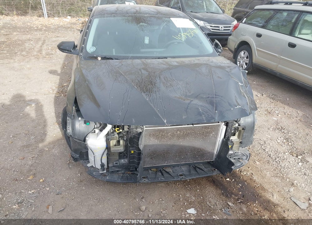 2022 HYUNDAI ELANTRA SEL VIN: KMHLM4AG1NU344937