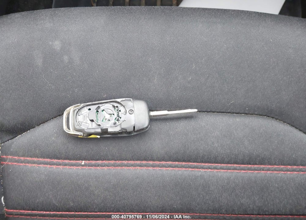 2013 FORD FUSION SE VIN: 3FA6P0HR9DR194273