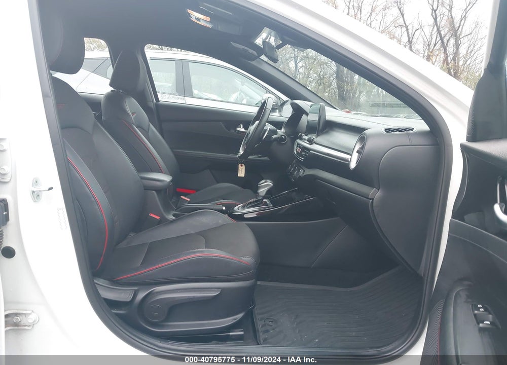 2021 KIA FORTE GT VIN: 3KPF44AC4ME345270