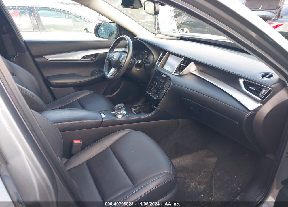 2019 INFINITI QX50 LUXE VIN: 3PCAJ5M17KF136096