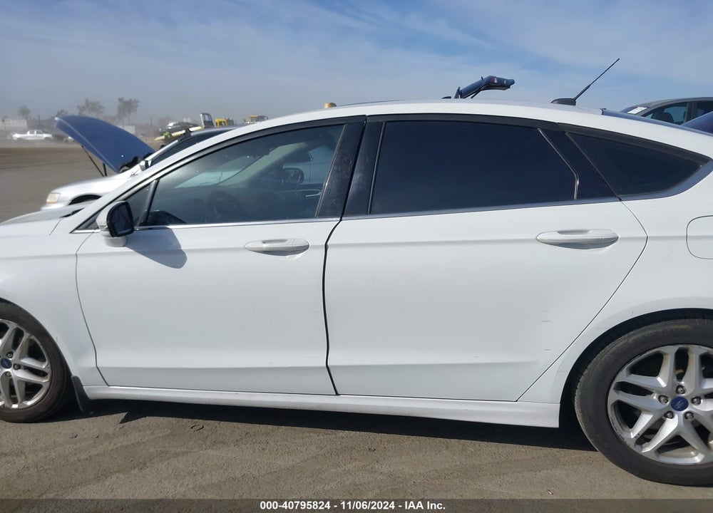 2016 FORD FUSION SE VIN: 3FA6P0H70GR195699