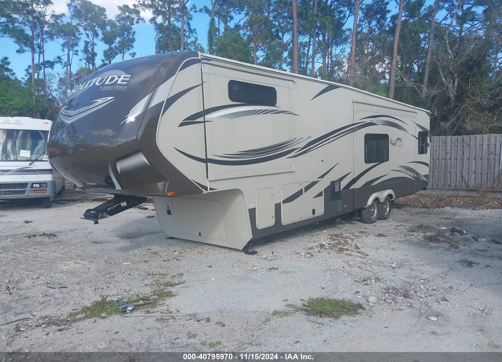 2014 GRAND DESIGN OTHER VIN: 573FS3827E1100327