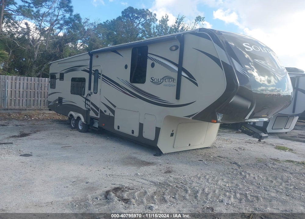 2014 GRAND DESIGN OTHER VIN: 573FS3827E1100327