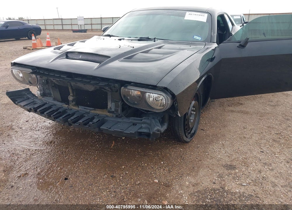 2014 DODGE CHALLENGER SXT VIN: 2C3CDYAG9EH210020