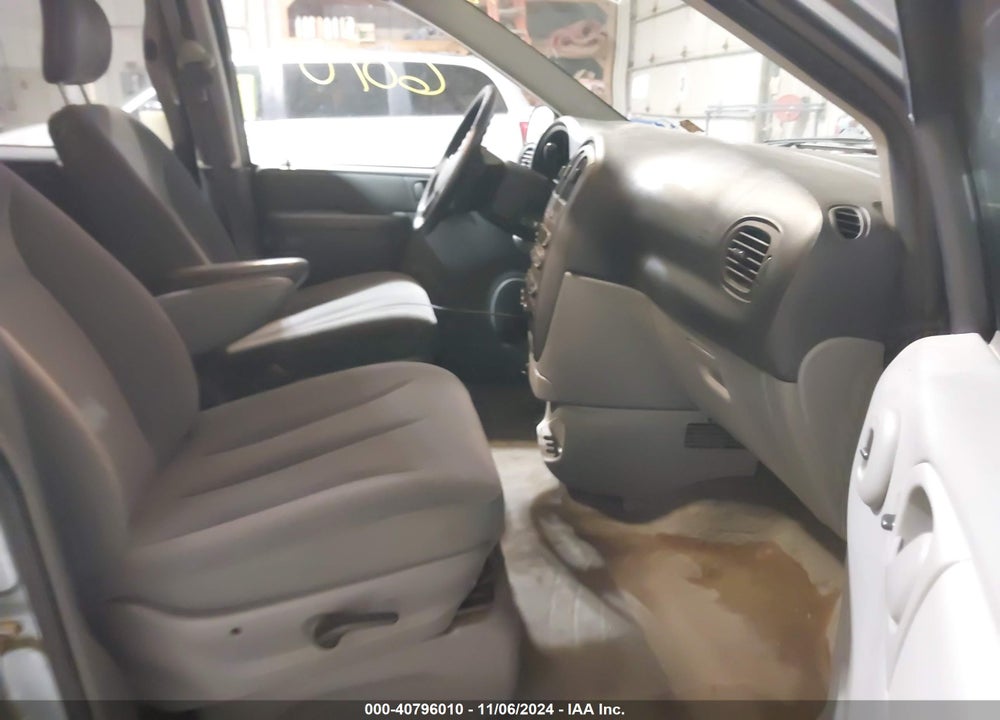 2005 DODGE CARAVAN SE VIN: 1D4GP25RX5B395395